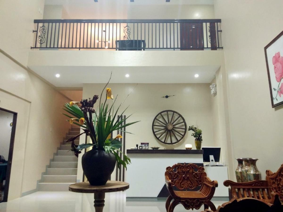 B&S Orchids Suites Hotel Dipolog Exterior photo