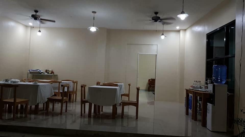 B&S Orchids Suites Hotel Dipolog Exterior photo